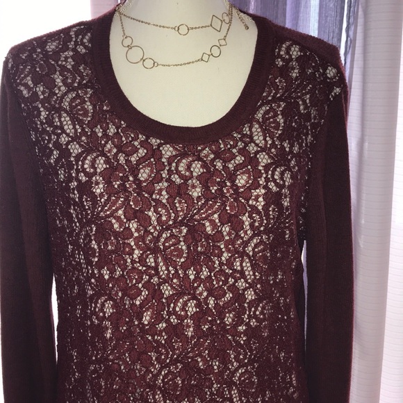 “Simply Vera” Burgundy Top - Picture 1 of 7